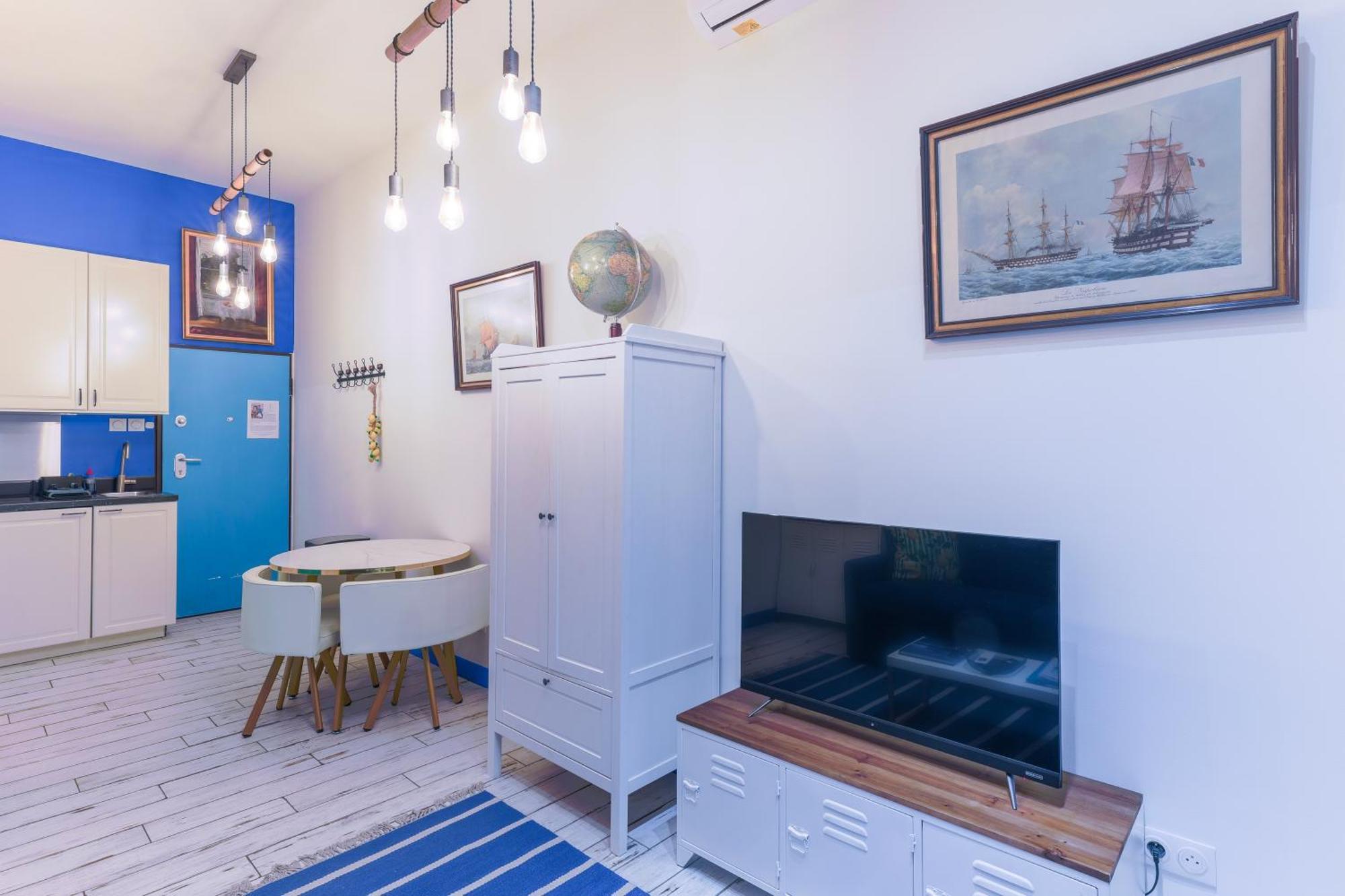 Studio Travel 24M2, 120M Vieux-Port ,Clim , Wifi ,Acces Autonome Avec Code Marsilya Dış mekan fotoğraf